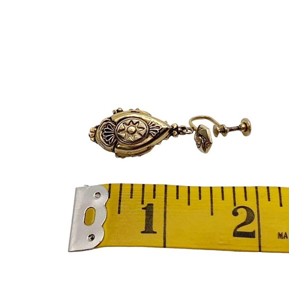 VINTAGE  RARE 1940s MCM Gold Tone Etched Boho Drop Earrings - Picture 9 of 9